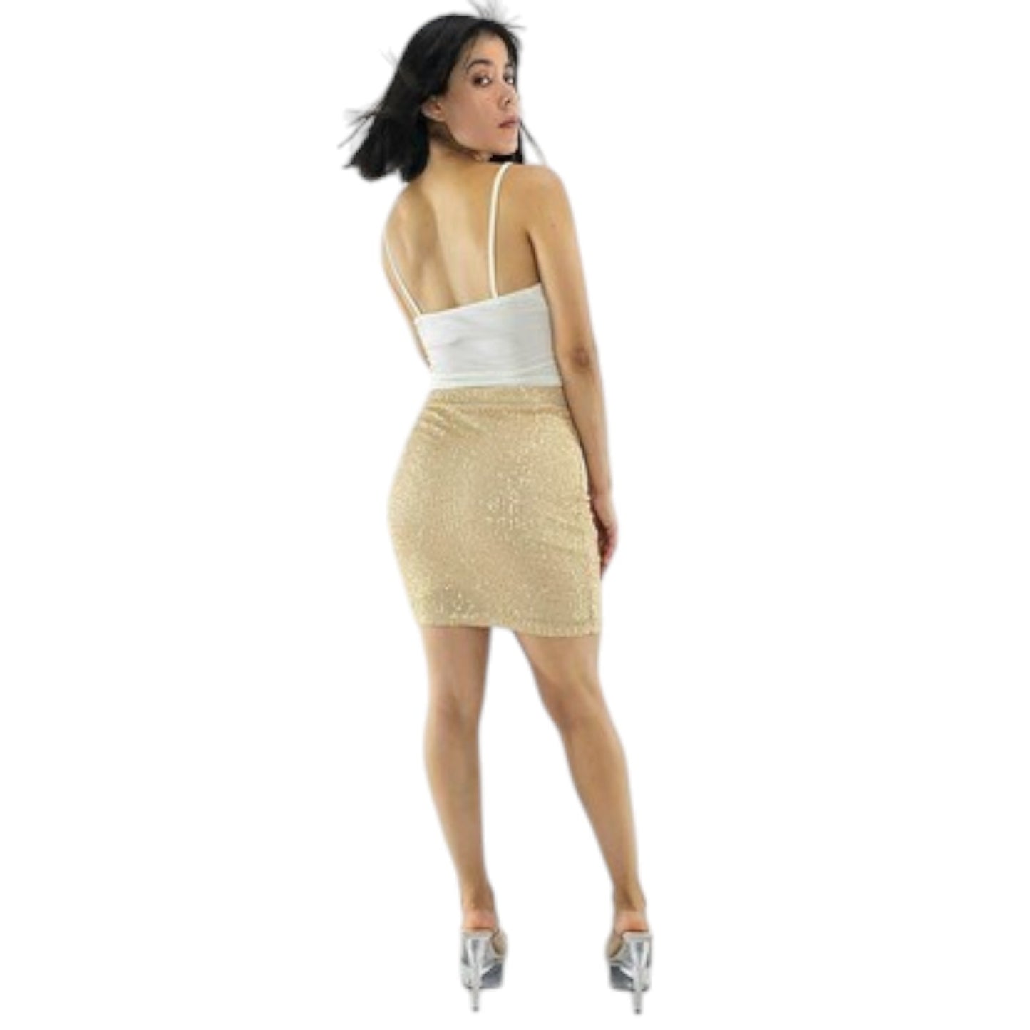 Minifalda ajustada de lentejuelas que atrae todas las miradas con su brillo