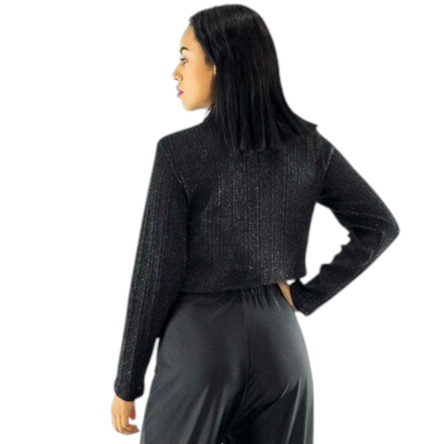 Conjunto casual con brillo sutil que estiliza sin esfuerzo