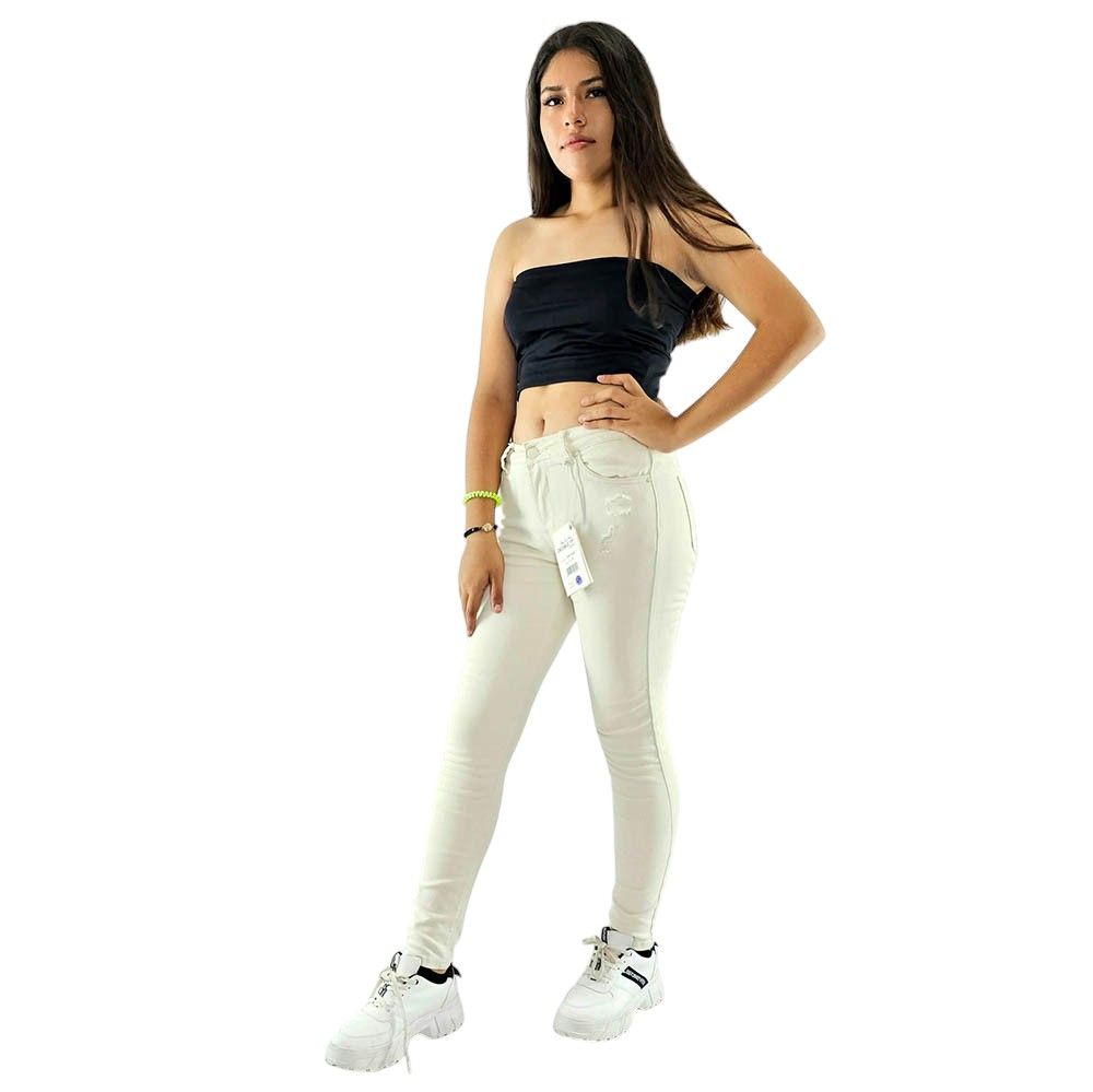 Pantalón recto ajustado con cinturón que define tu silueta con elegancia casual