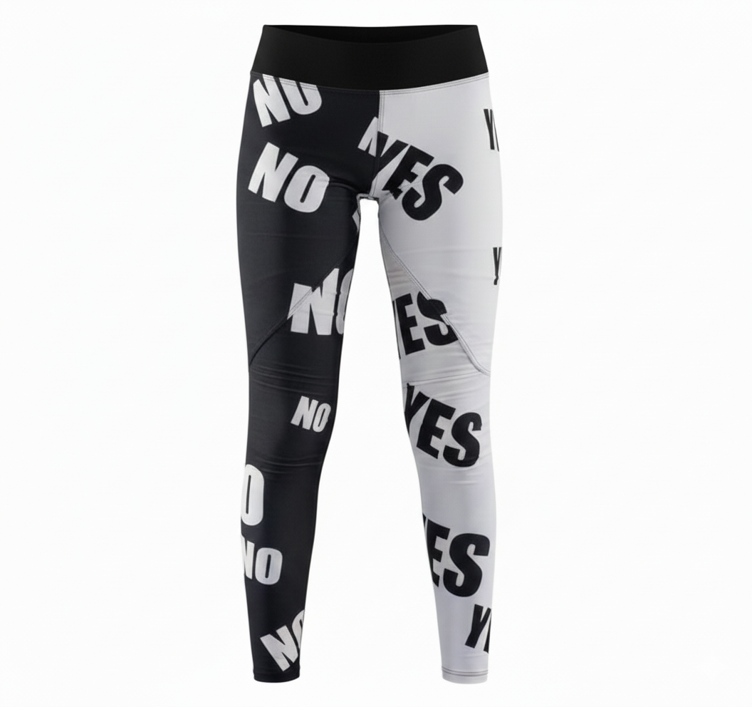 Leggins deportivos bicolor con estampado que estiliza con actitud