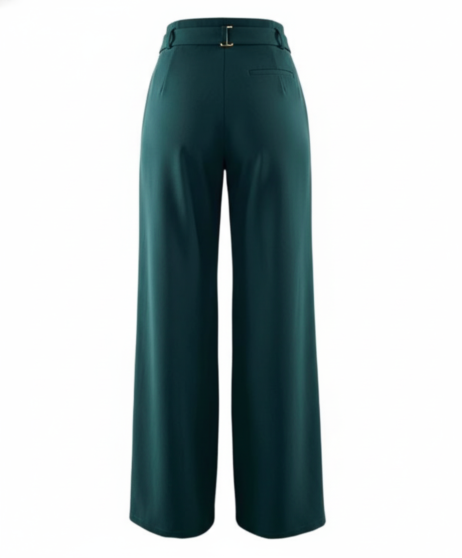 Pantalón acampanado con cinturón que estiliza y realza tu presencia
