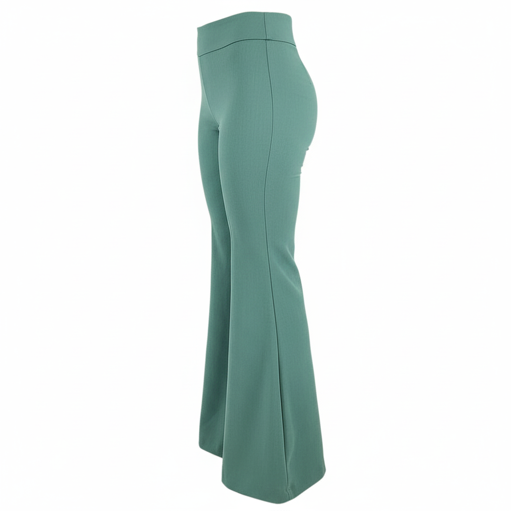 Pantalón acampanado con caída elegante para un look relajado y moderno