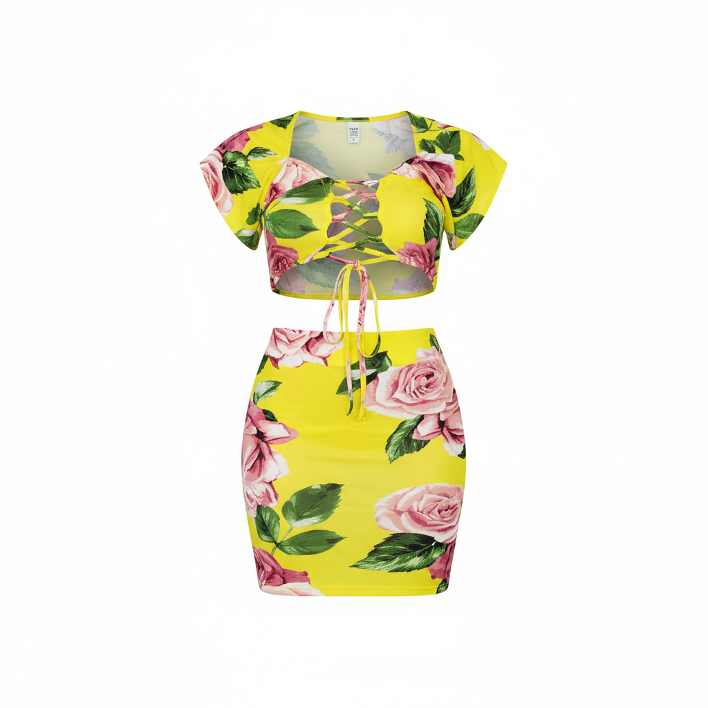 Conjunto floral con minifalda y top ajustable para vibrar con alegría femenina