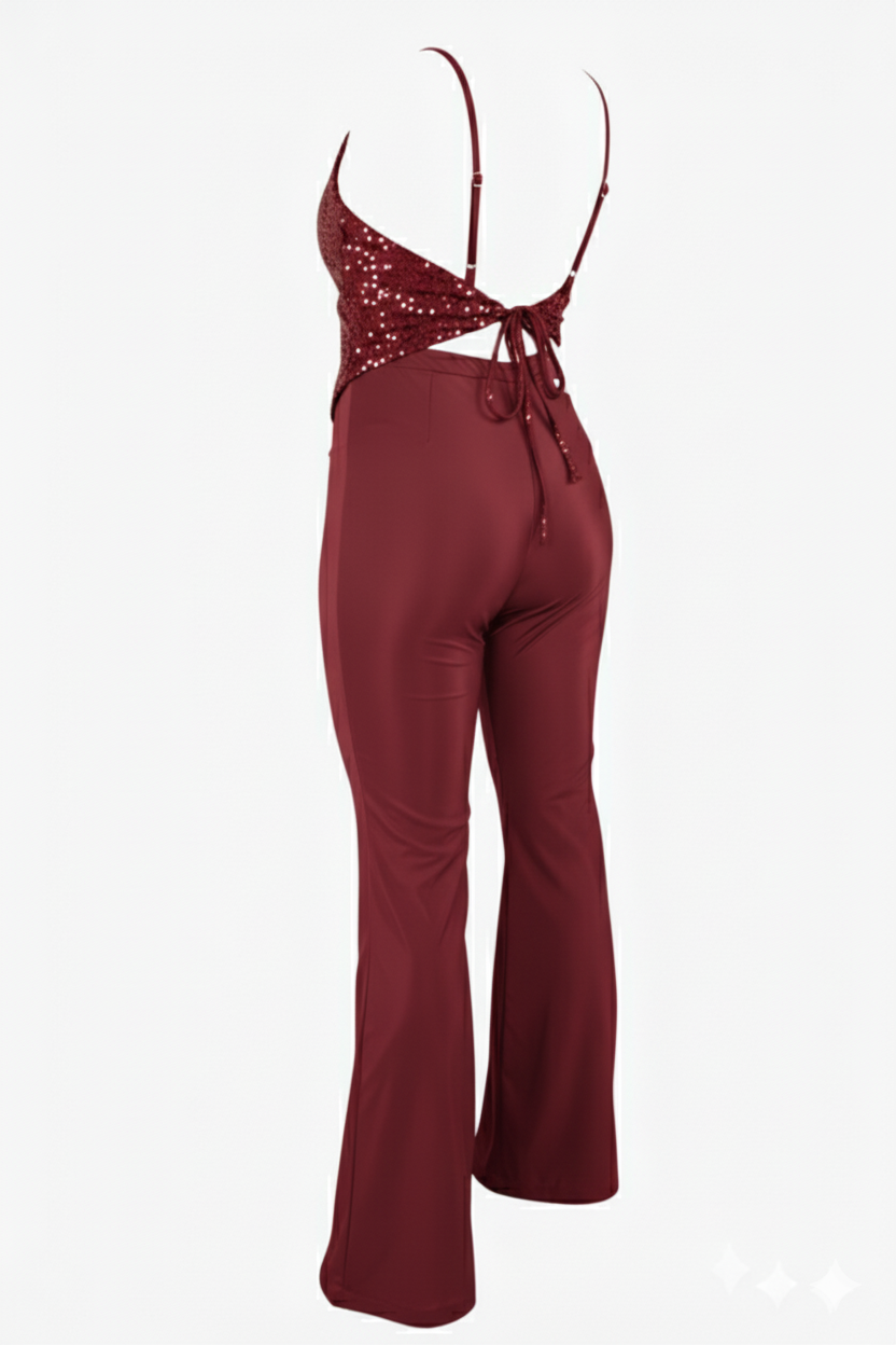 Conjunto con escote brillante que alarga tu figura con un toque de glamour