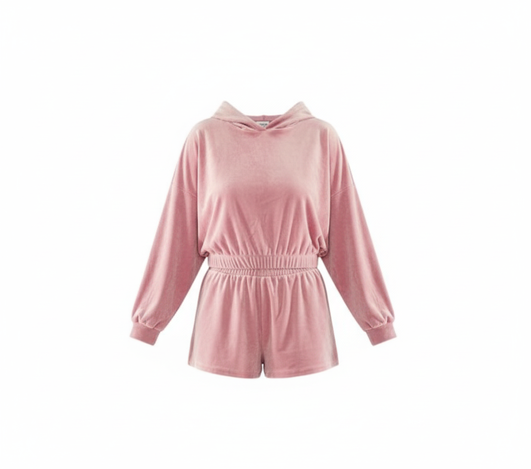 Conjunto curvy de terciopelo suave con sudadera y short para días relajados con estilo