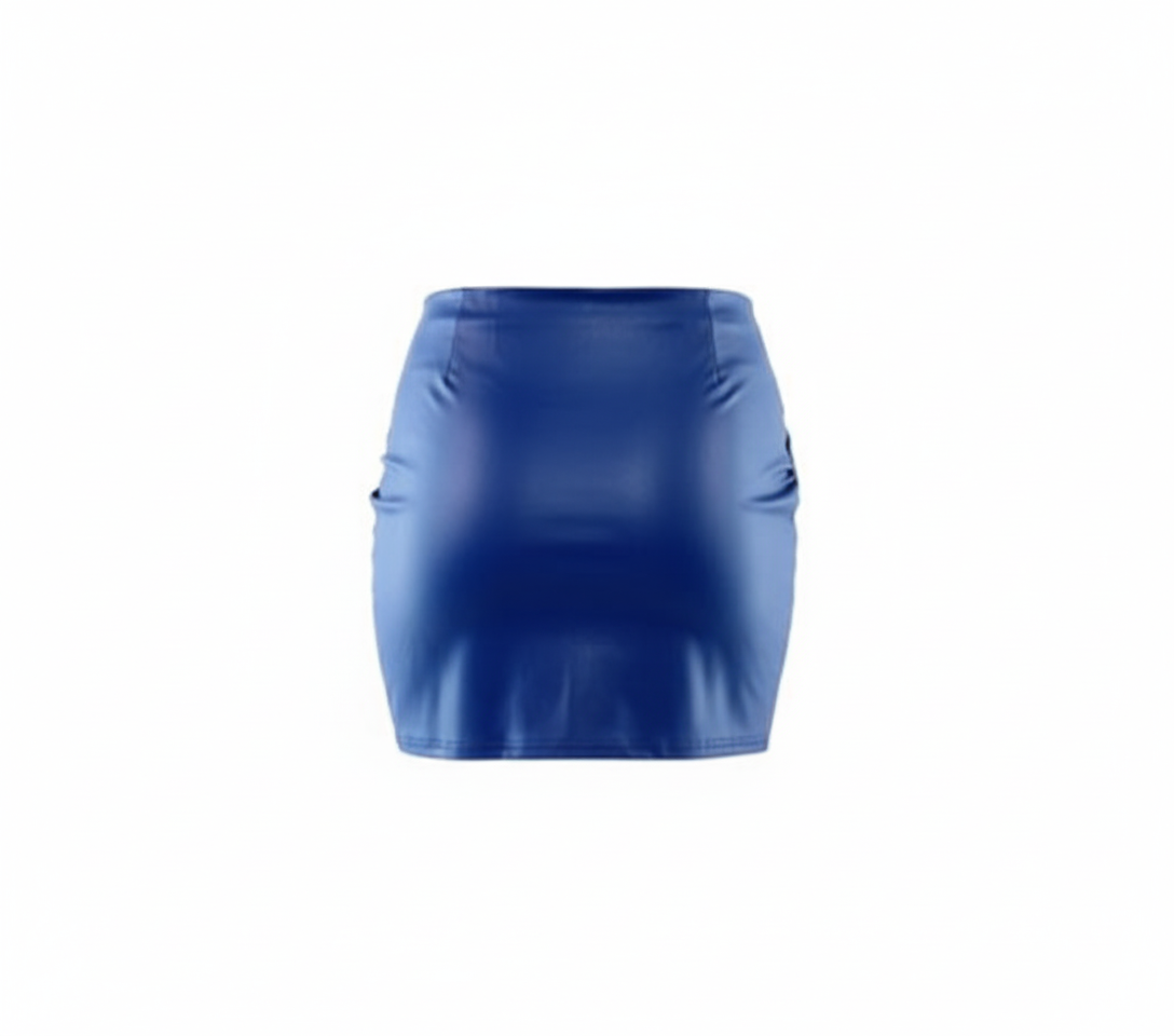 Minifalda drapeada de vinipiel que realza tu silueta con elegancia urbana