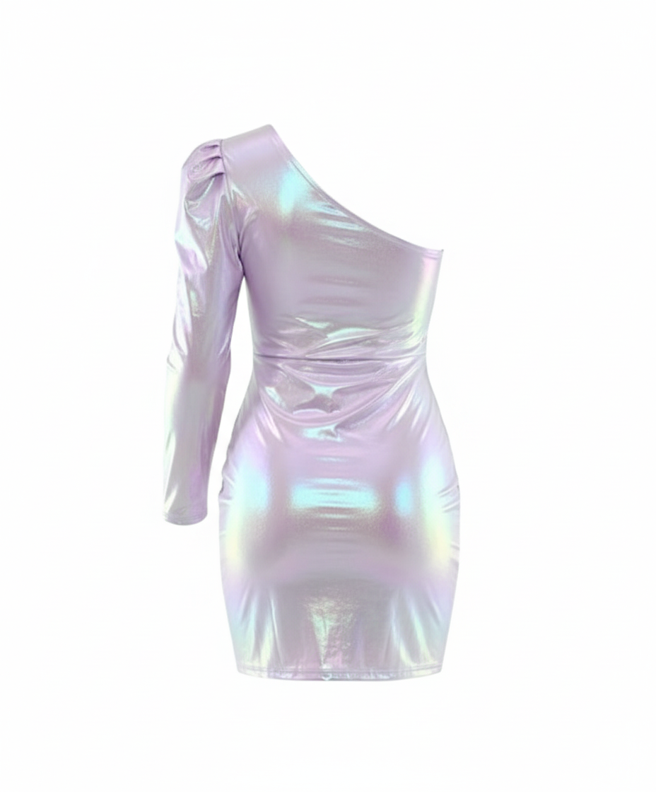 Minivestido iridiscente de una manga que irradia sensualidad galáctica