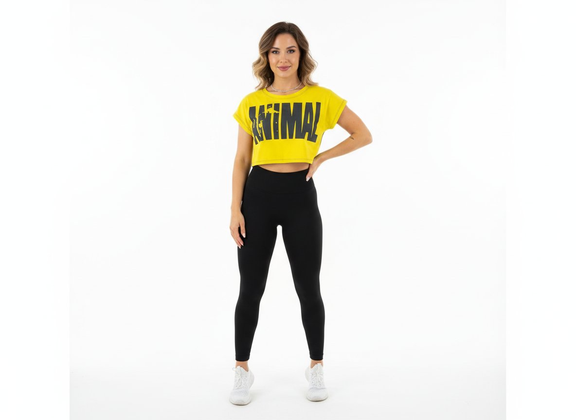 Crop top con estampado frontal que celebra tu estilo sin complicaciones
