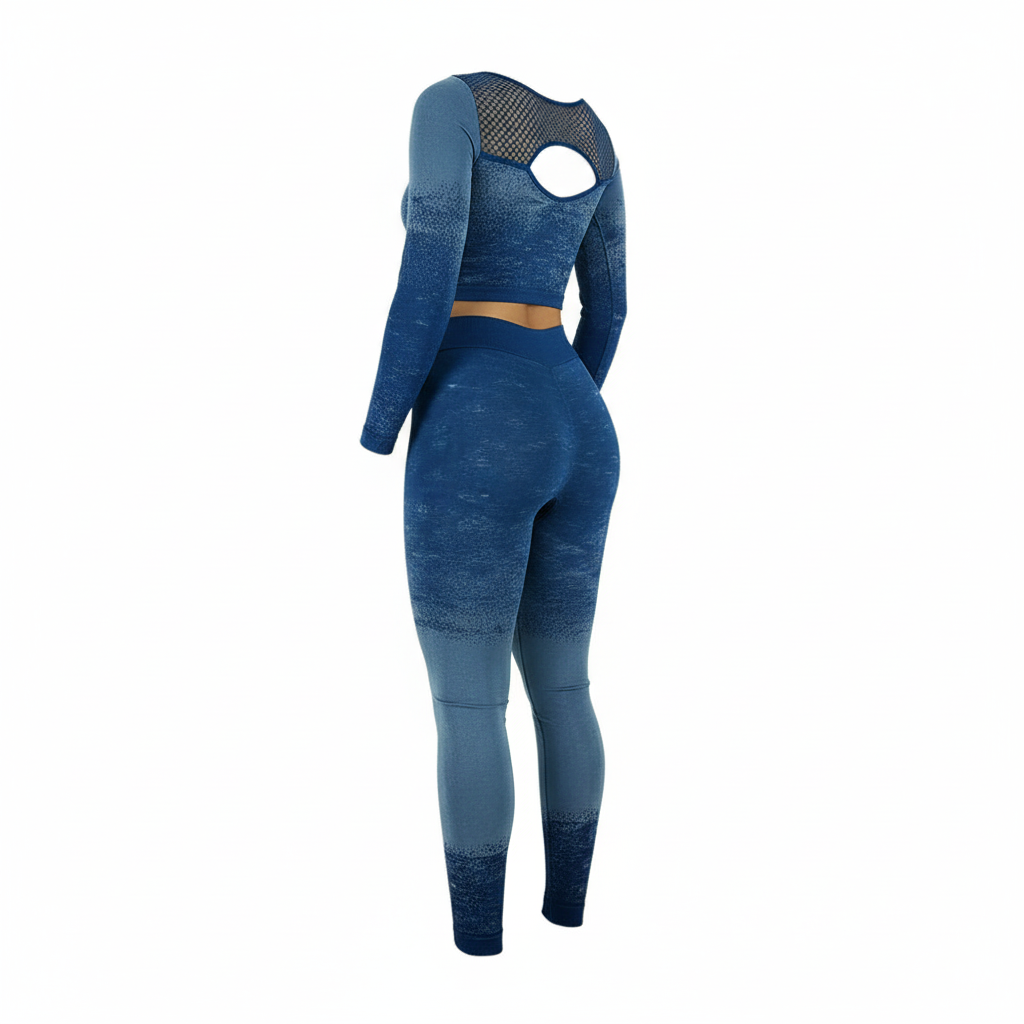 Conjunto deportivo que estiliza con firmeza y dinamismo