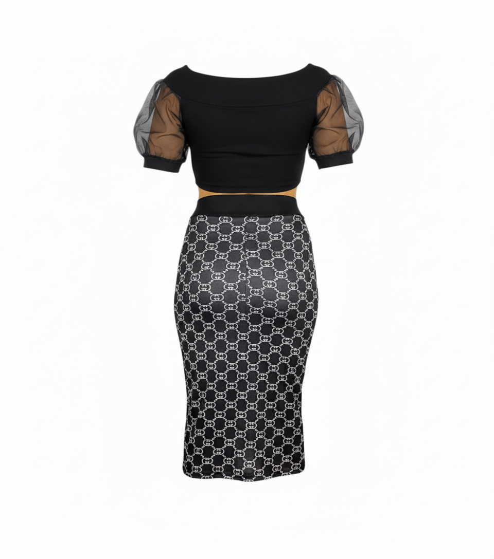 Conjunto casual con falda tubo y blusa de mangas princesa que resalta tu lado más divertido