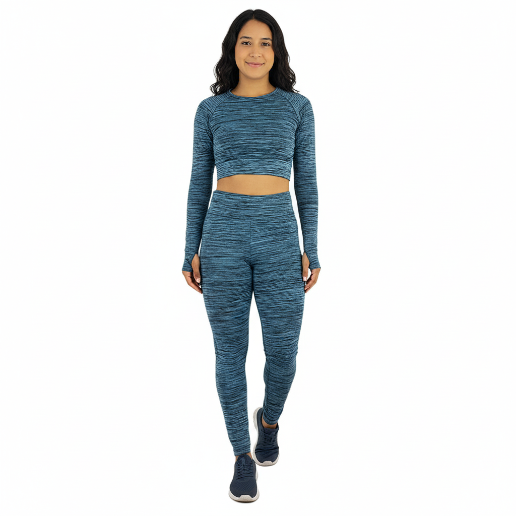 Conjunto deportivo con grecas que realza y estiliza en movimiento