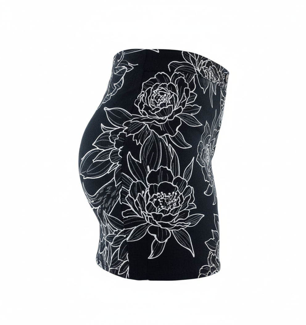Minifalda estampada que realza tu figura con un toque atrevido terminado estampado flores