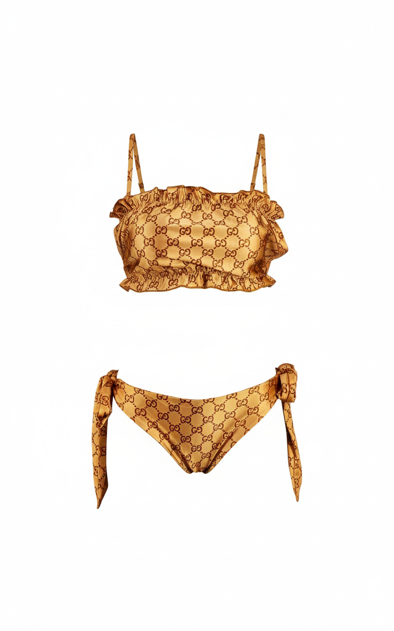Bikini de dos piezas con top corrido y tiras cruzadas que abraza tus curvas con actitud y estilo