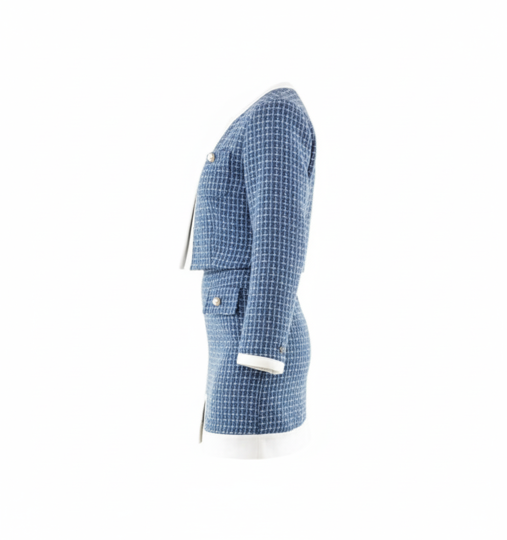 Conjunto con saco y falda corta que proyecta elegancia con orden visual