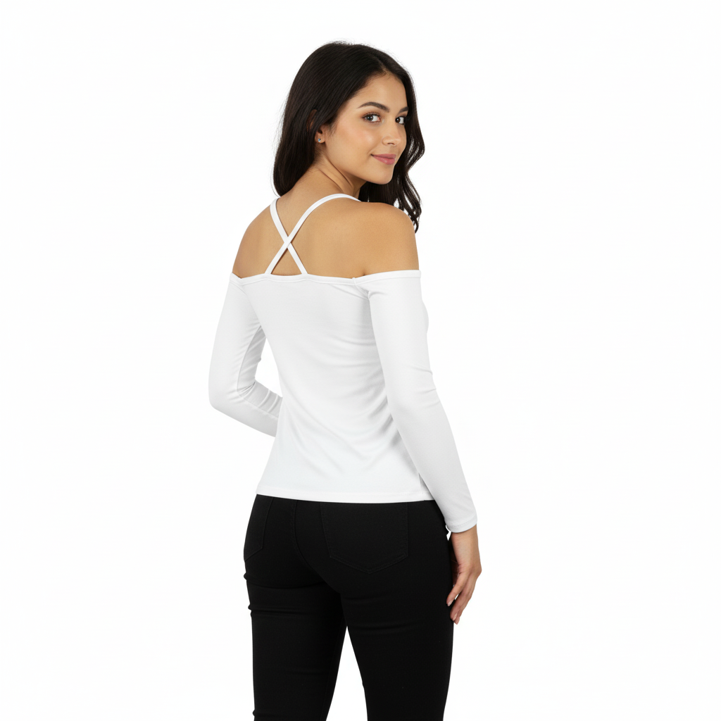 Blusa off shoulder con tirantes cruzados que estiliza con actitud juvenil