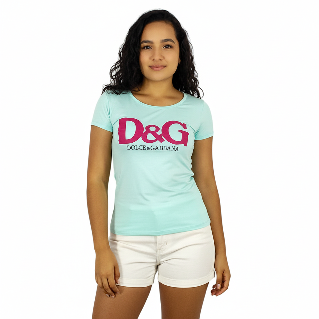 Blusa manga corta con logo para un look casual con estilo