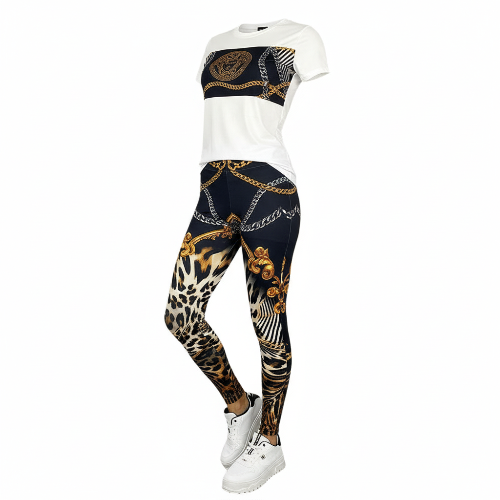 Conjunto estampado con animal print para destacar con confianza casual