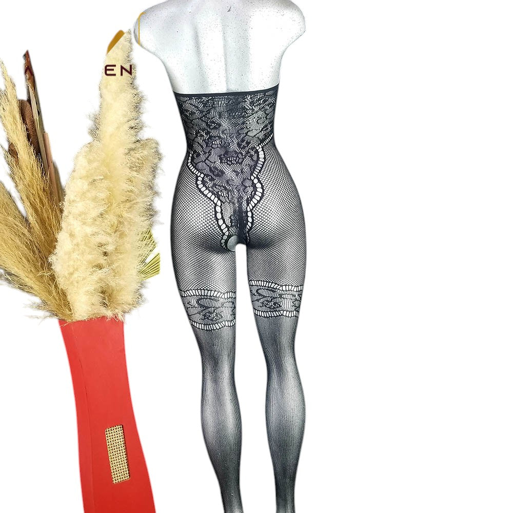 Body teddy largo con encaje que seduce con sutileza extrema