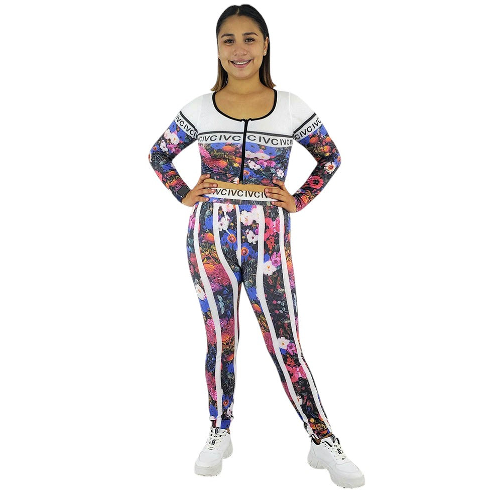 Conjunto deportivo con efecto Push Up que moldea y estiliza con energía floral