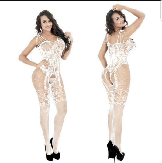 Enterizo largo de malla que envuelve tu silueta con sensualidad elegante