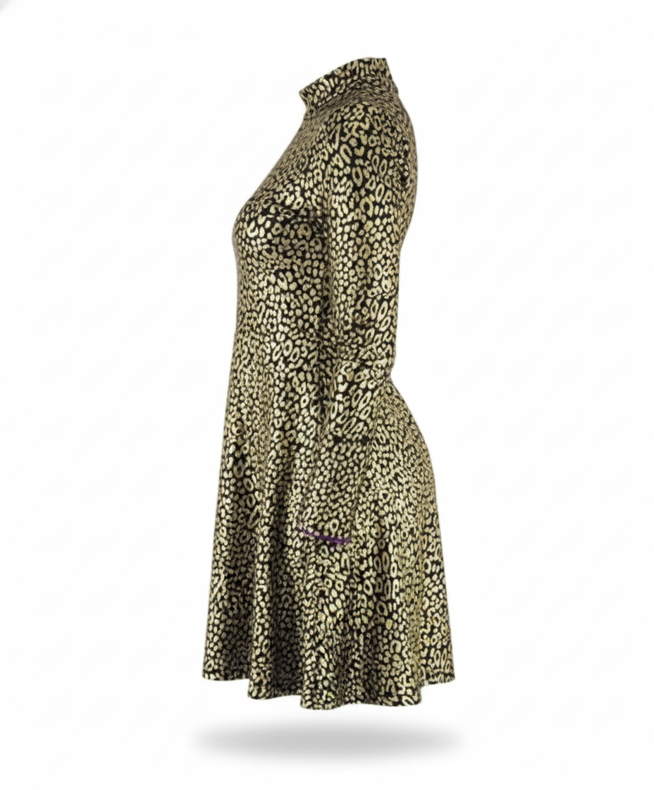 Vestido corte imperio con brillo felino que empodera tu presencia