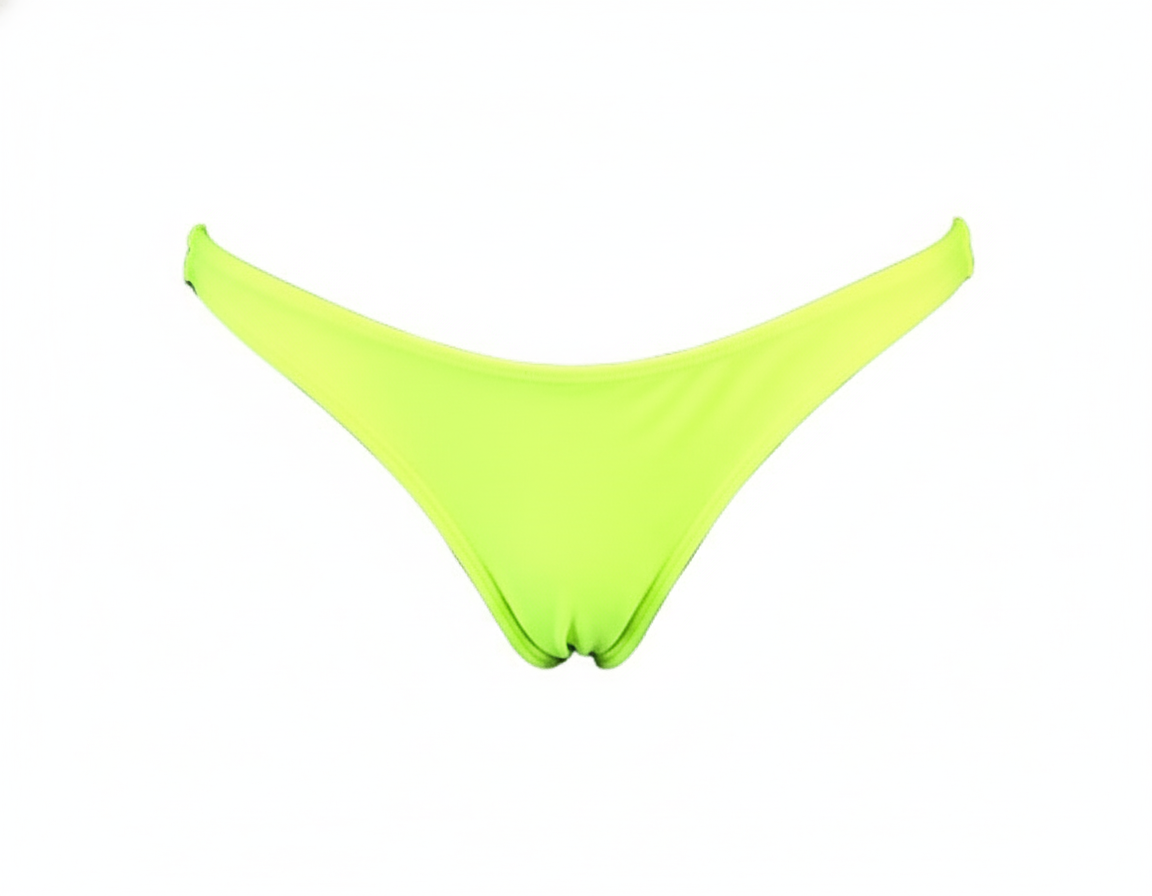 Tanga lisa tipo panty que realza tu figura con sensualidad sutil