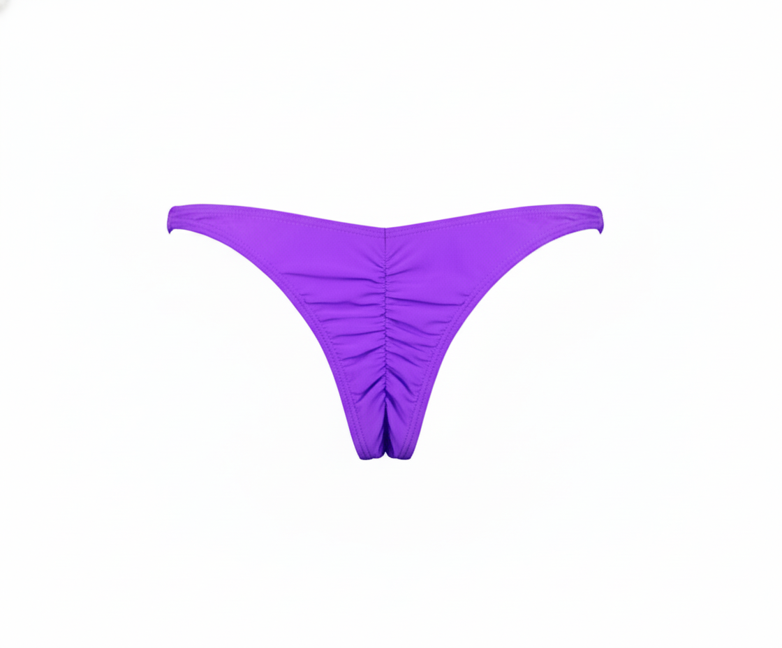 Tanga lisa tipo panty que realza tu figura con sensualidad sutil