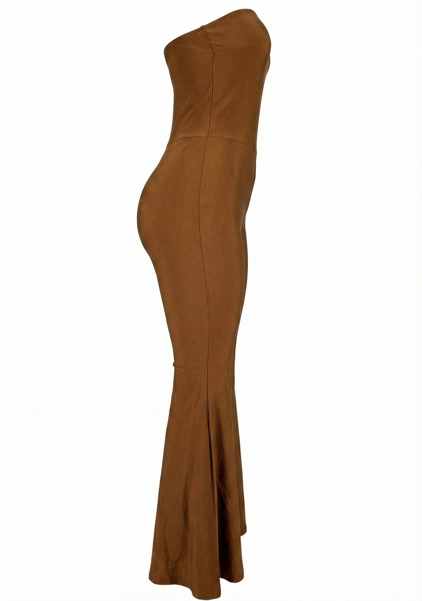 Jumpsuit palazzo strapless con caída acampanada que alarga tu silueta
