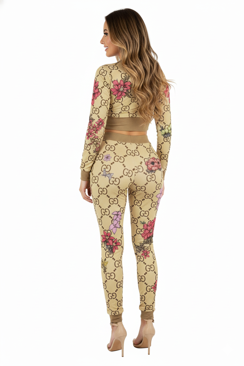 Conjunto estampado que define tu figura con actitud divertida
