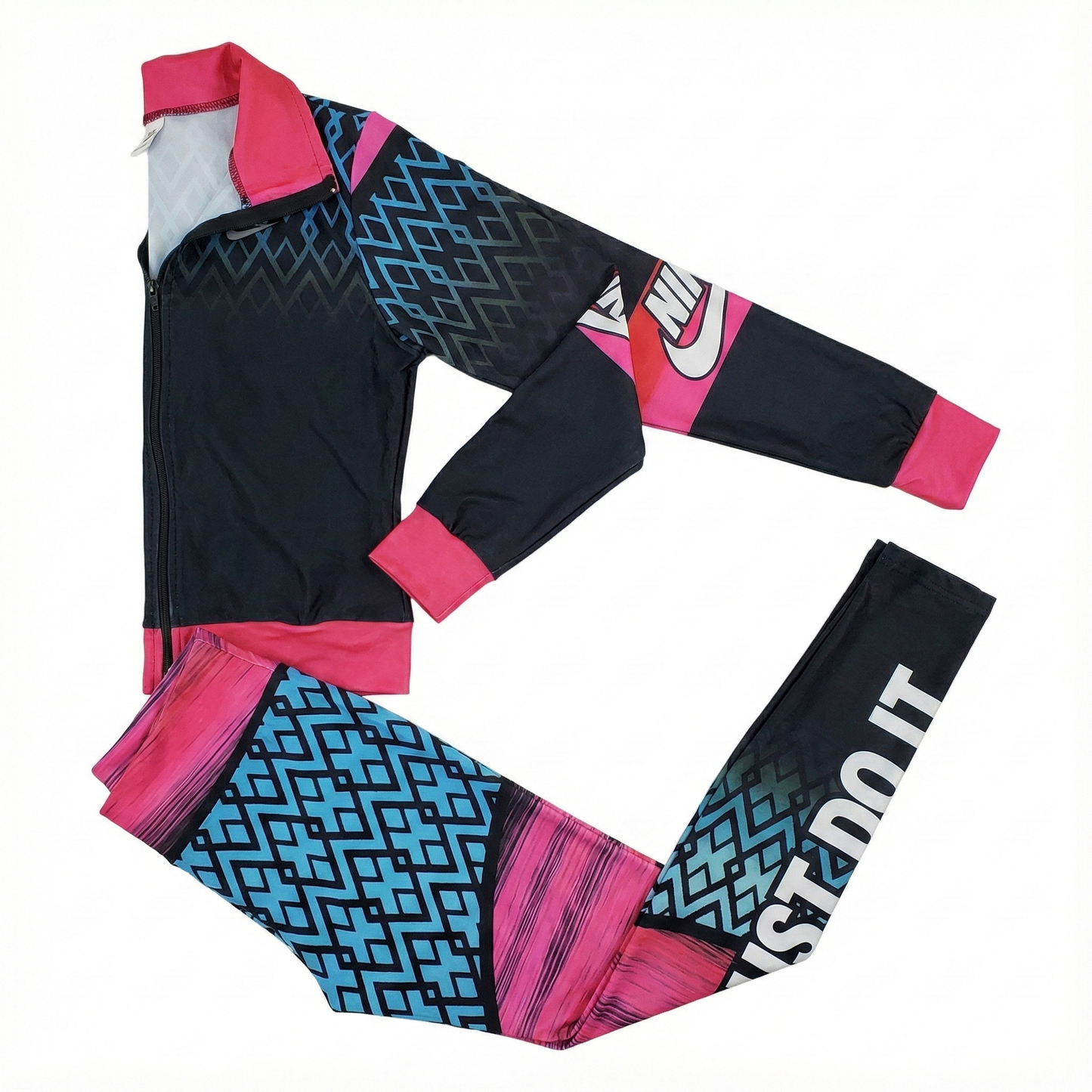 Conjunto deportivo con cremallera y estampado dinámico que potencia tu figura