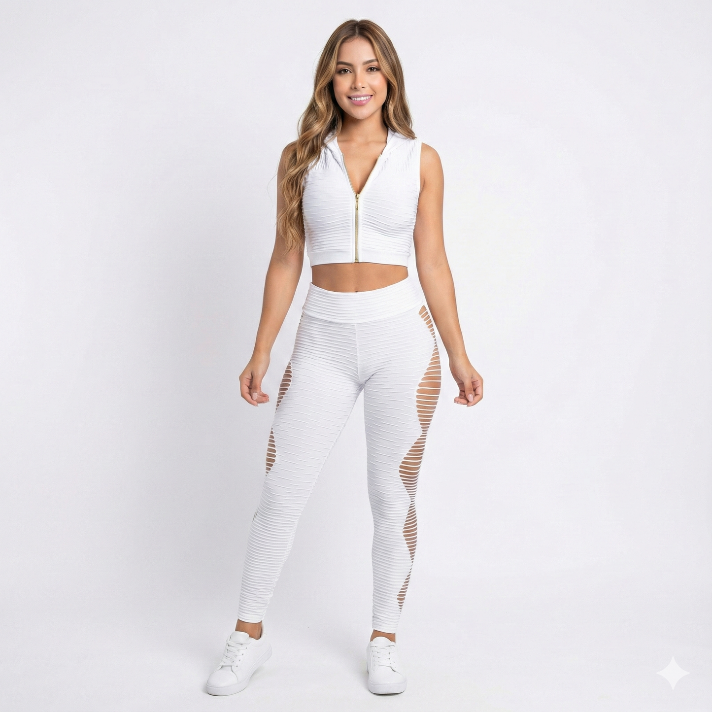 Conjunto deportivo con rombos laterales que estiliza tu figura al moverte