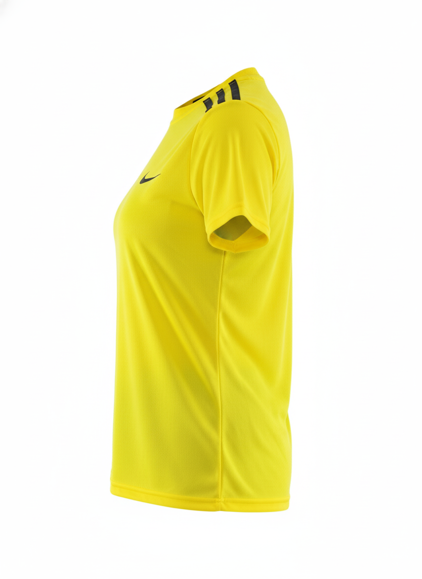 Blusa deportiva manga corta que te acompaña con libertad en cada movimiento