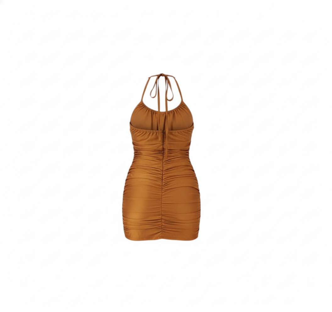 Minivestido fruncido con escote que realza tus curvas con sensualidad sutil