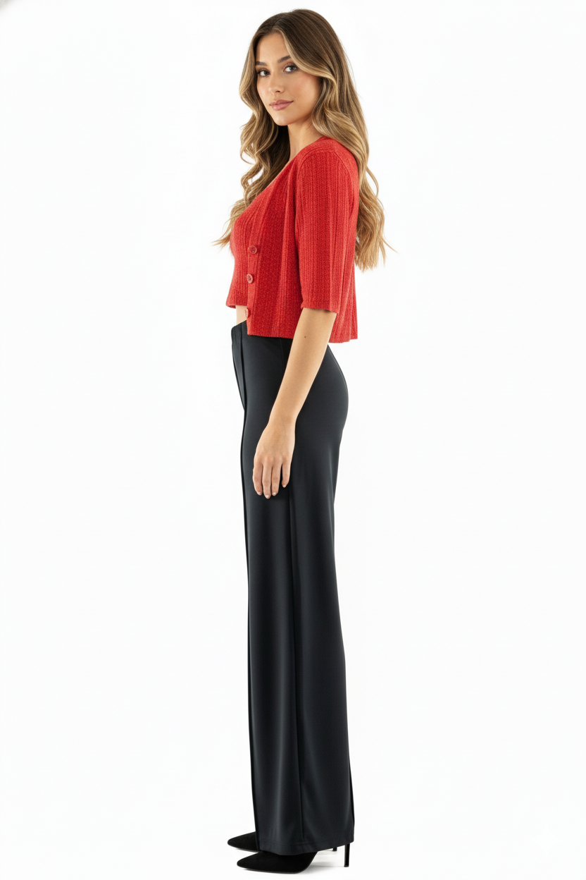 Conjunto acampanado de tres piezas con brillo sutil que estiliza tu silueta