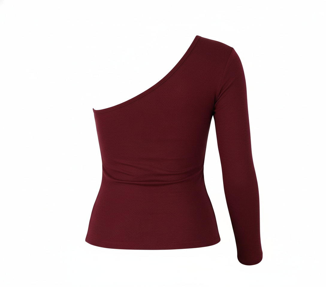 Blusa asimétrica con volumen que resalta tu lado atrevido