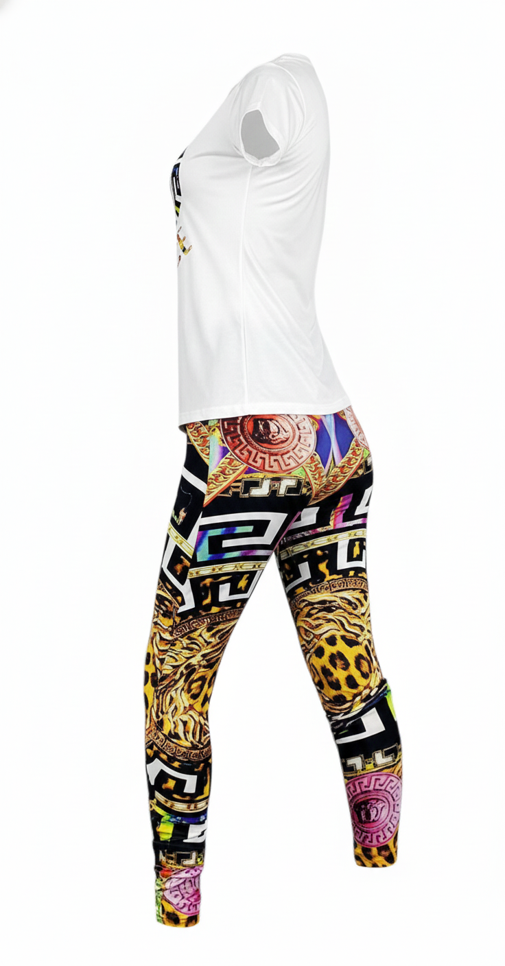 Conjunto con leggins estampados que estiliza con fuerza visual urbana