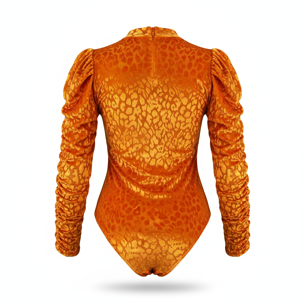 Pantyblusa con textura felina que enmarca tu silueta con sensualidad sutil