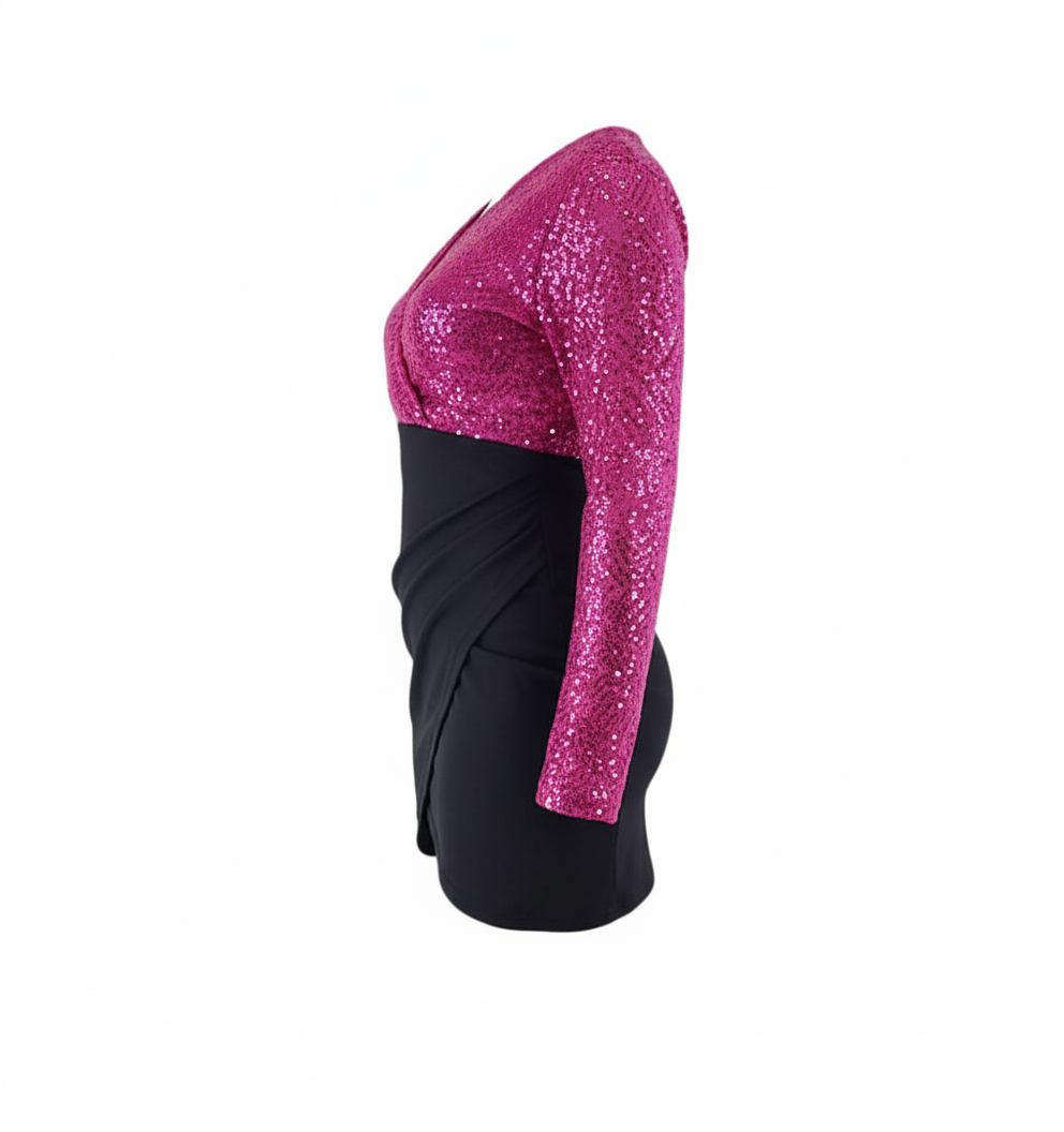 Vestido mini manga larga con brillo que realza tu silueta con elegancia festiva