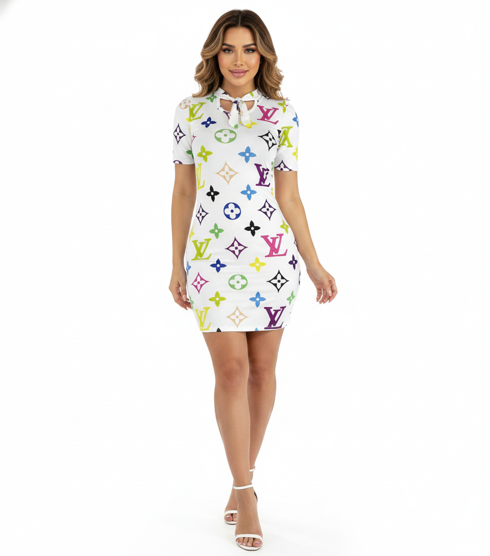 Vestido corto con moño que resalta tu lado chic y divertido