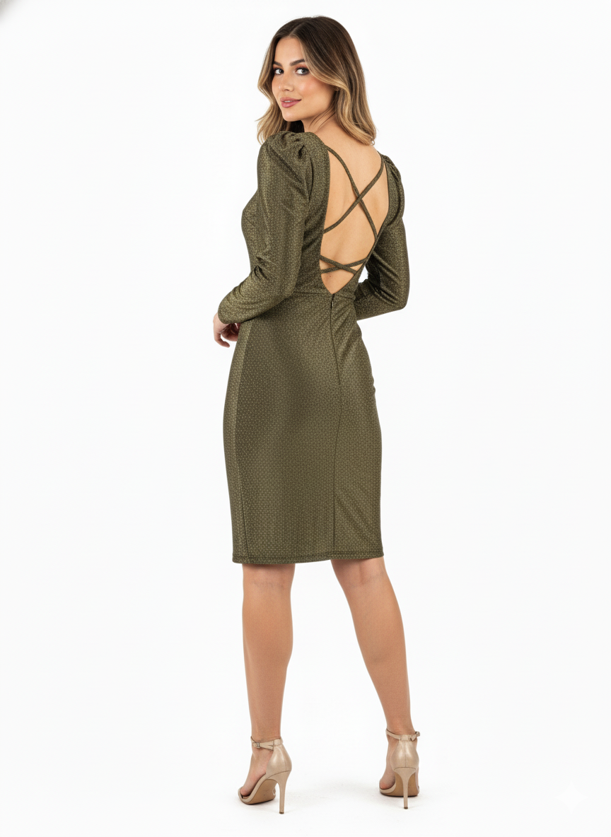 Vestido a la rodilla con escote en espalda que realza tu silueta con elegancia sutil