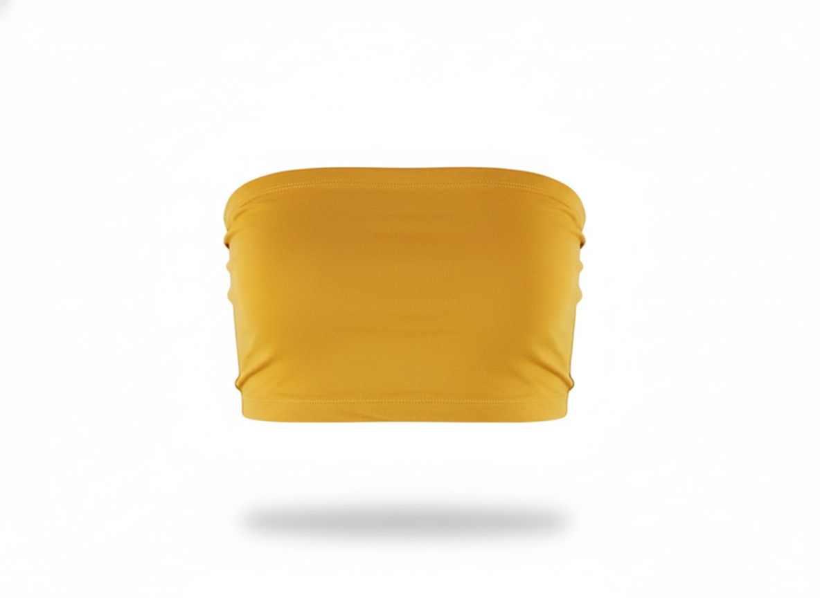 Crop top tipo tubo que resalta hombros con sensualidad minimalista