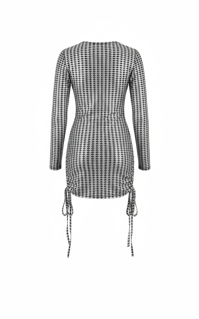 Minivestido con jaretas laterales que define tu silueta con estilo urbano