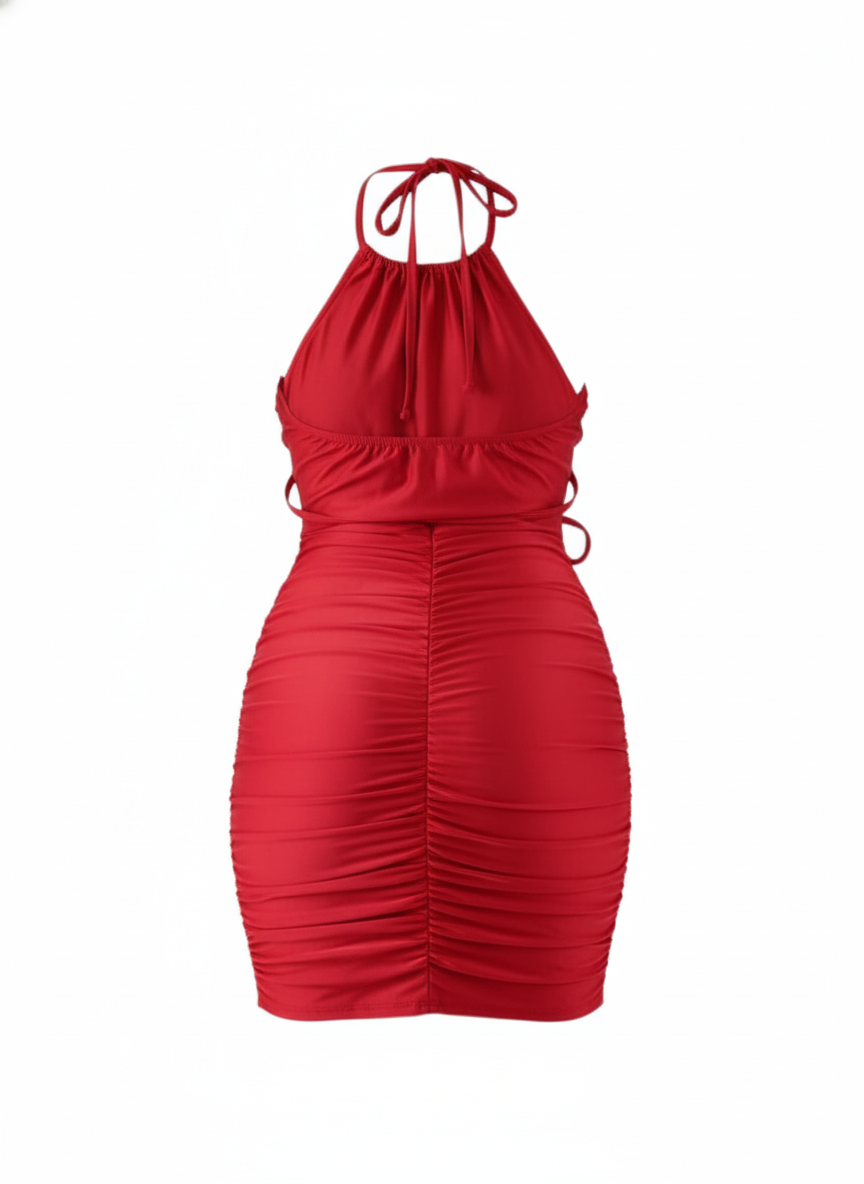 Minivestido fruncido con escote que resalta tu silueta con audacia