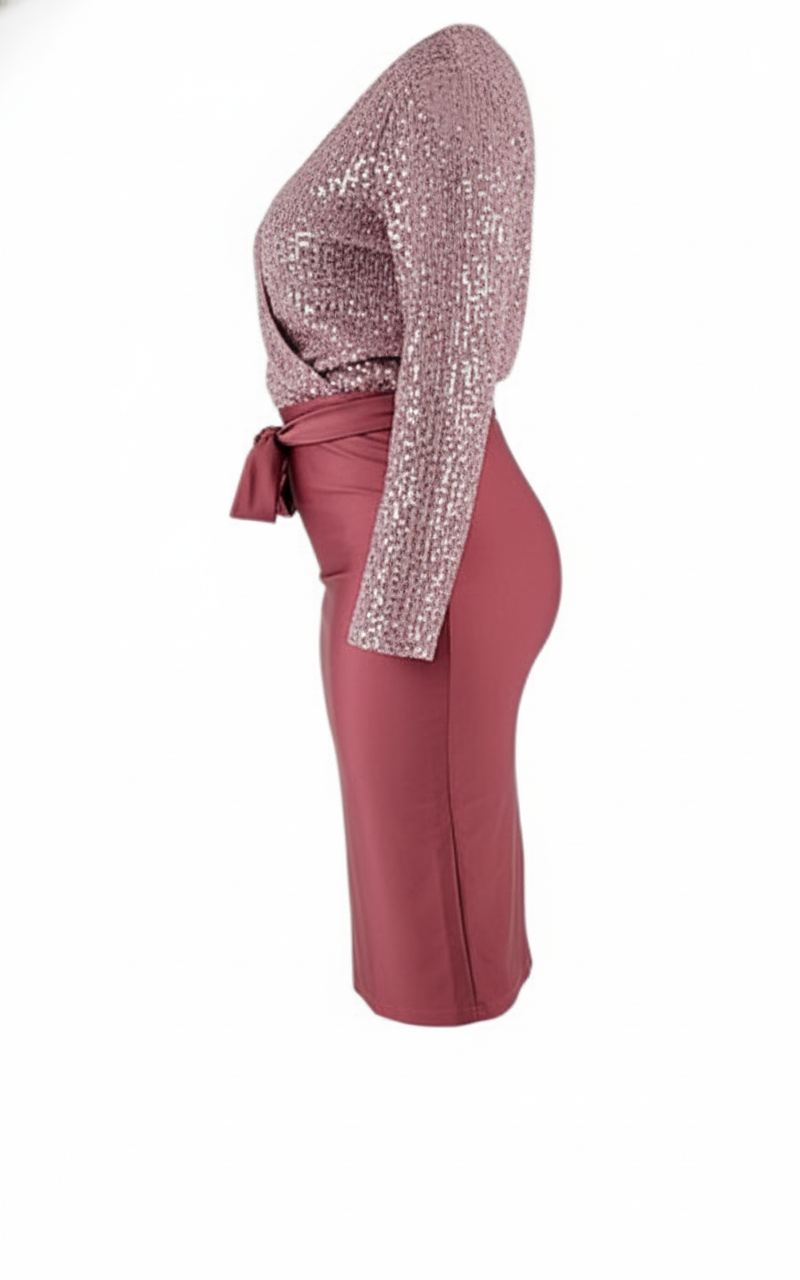 Vestido 3/4 con brillo que enmarca tu cintura y deslumbra al instante