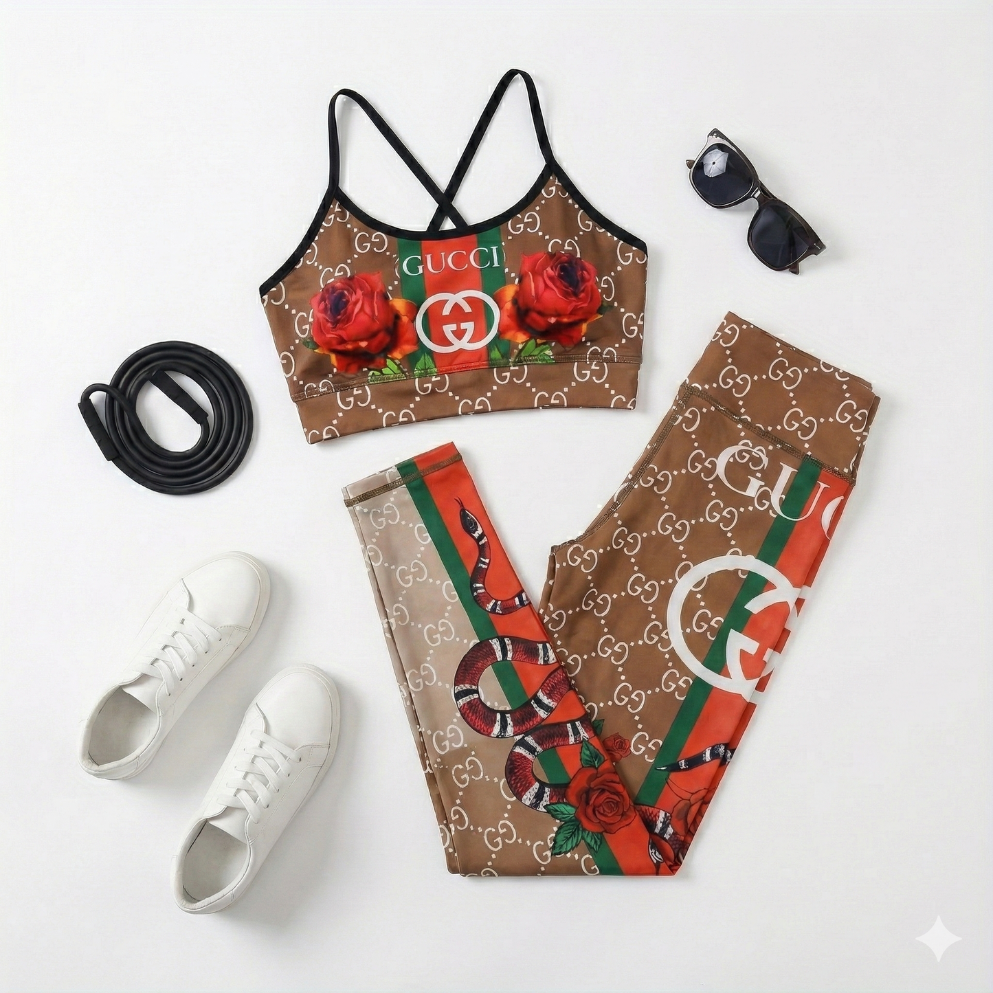 Conjunto deportivo con estampado que define tu figura con actitud