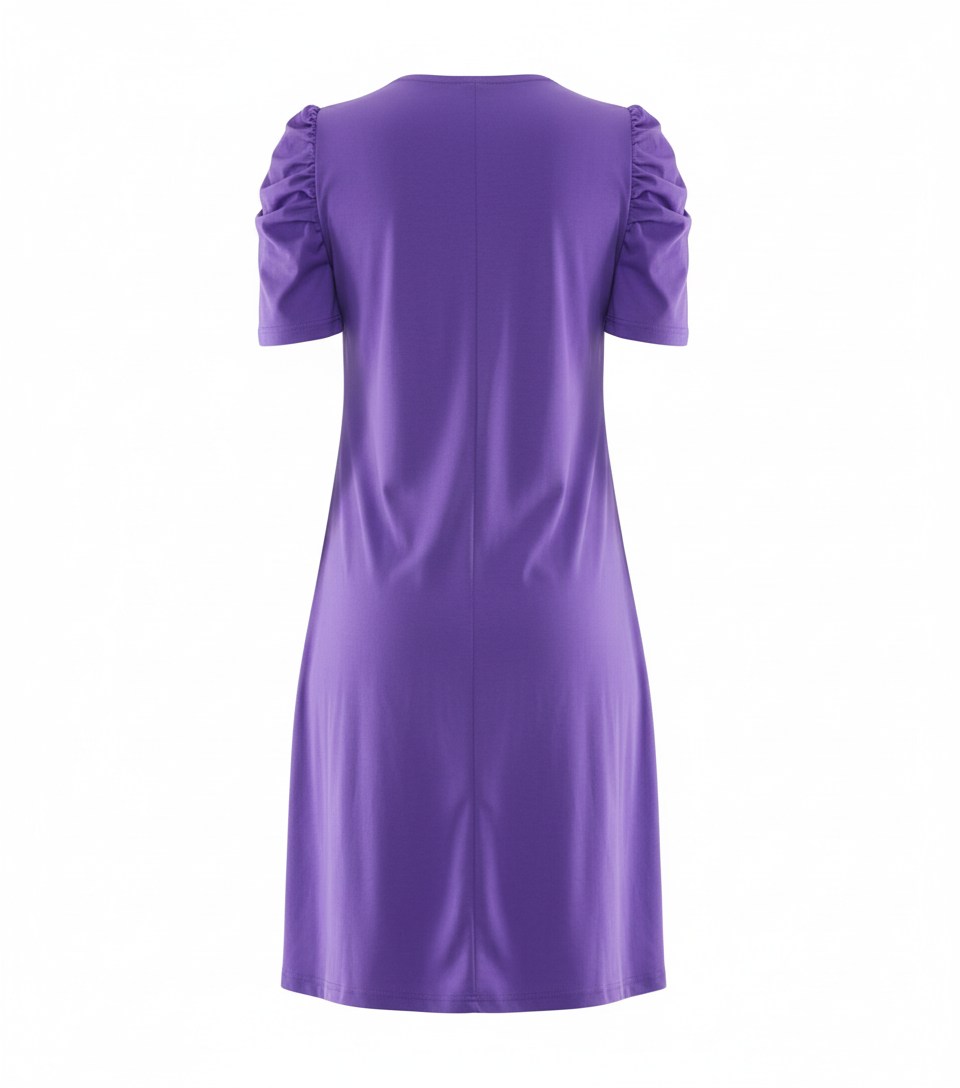 Vestido corte imperio que suaviza tu silueta con delicadeza casual