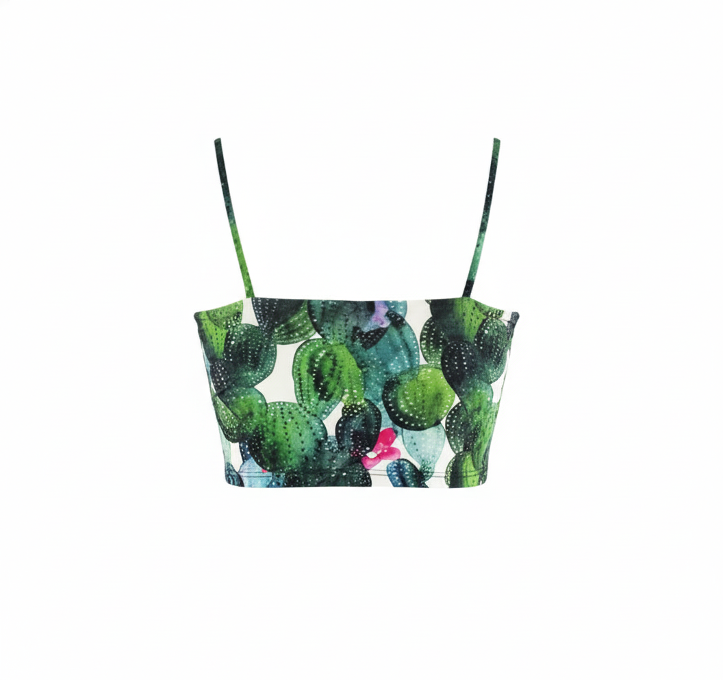 Croptop de tirantes que celebra tu figura con alegría mexicana