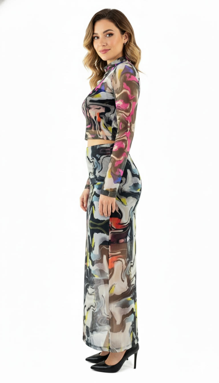 Conjunto con falda translúcida que potencia tu energía creativa