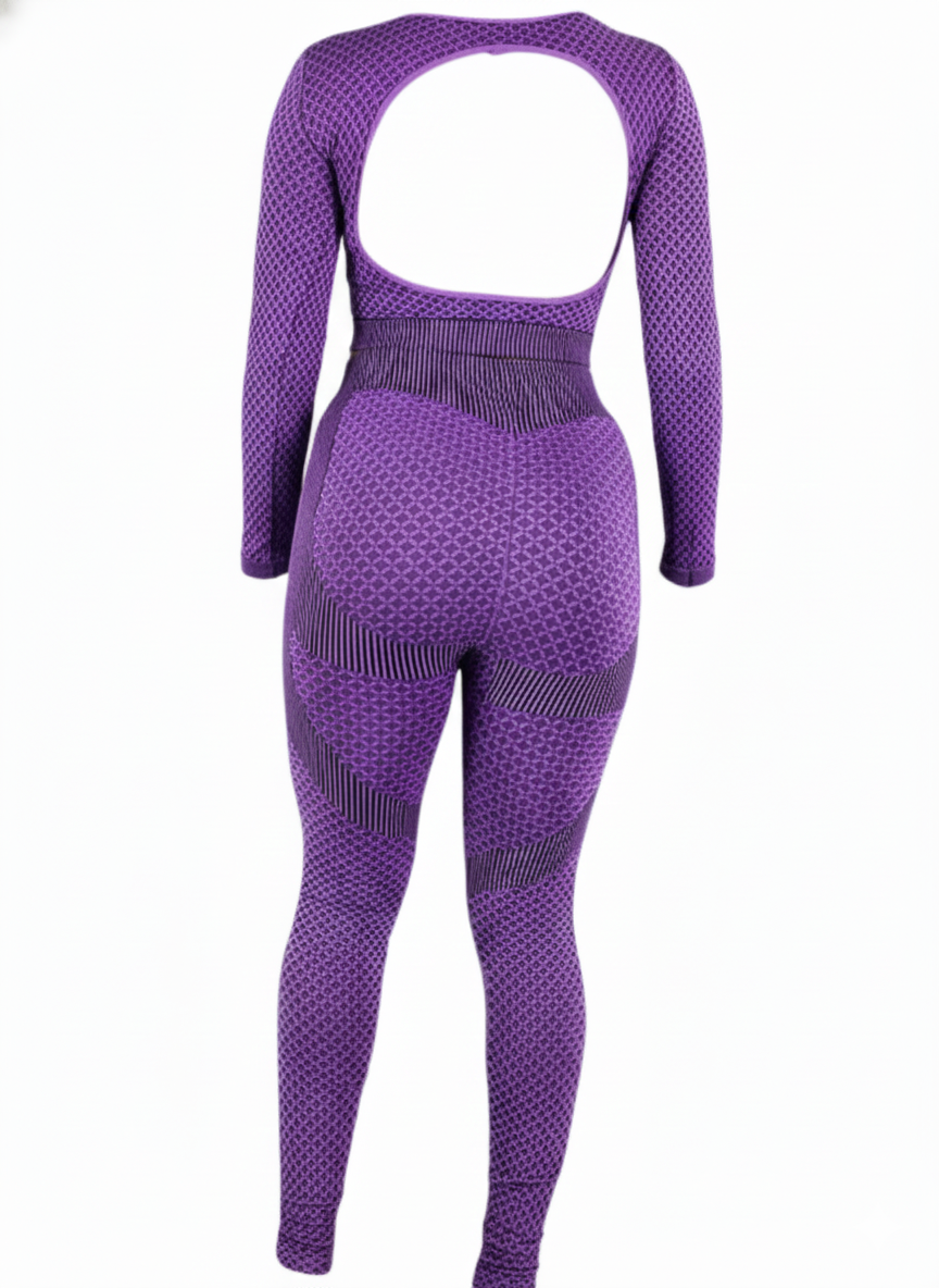 Conjunto deportivo con soporte estructurado y espalda descubierta que realza tu figura