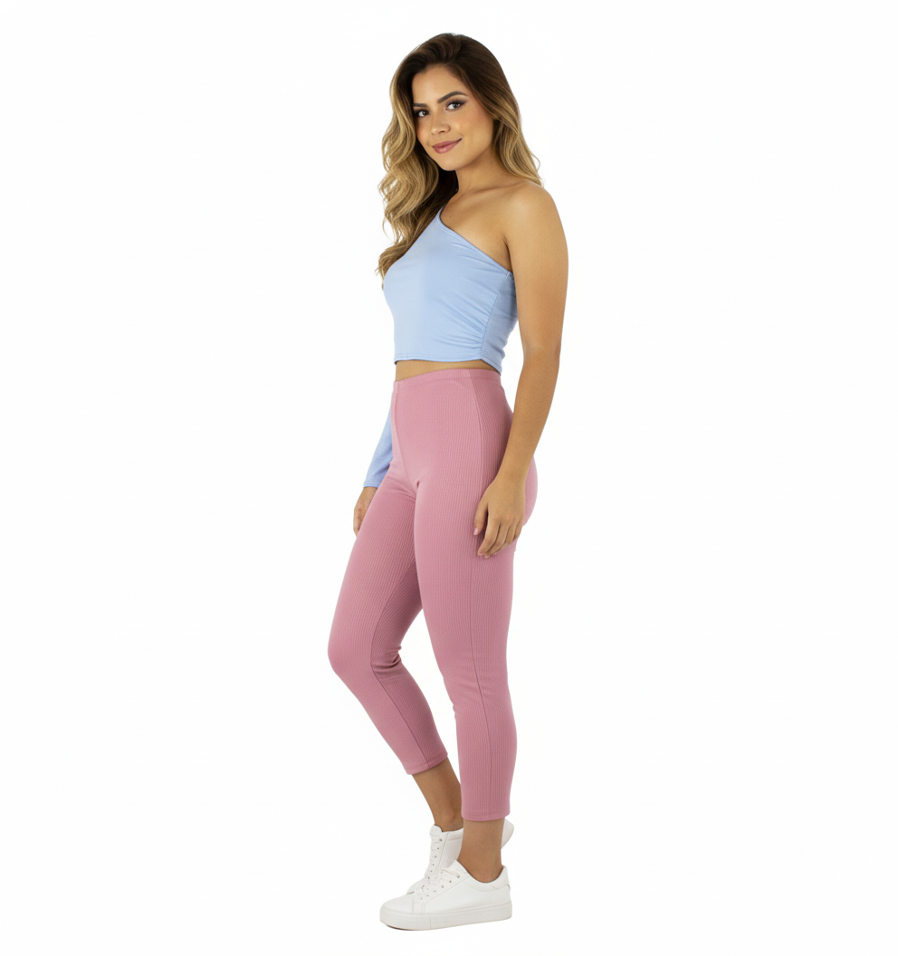 Blusa asimétrica con volumen que resalta tu lado atrevido